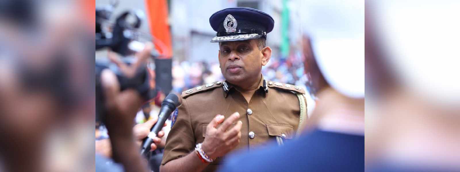 දේශබන්දු තෙන්නකොන්ගේ බිරිඳගෙන් පැමිණිල්ලක්...